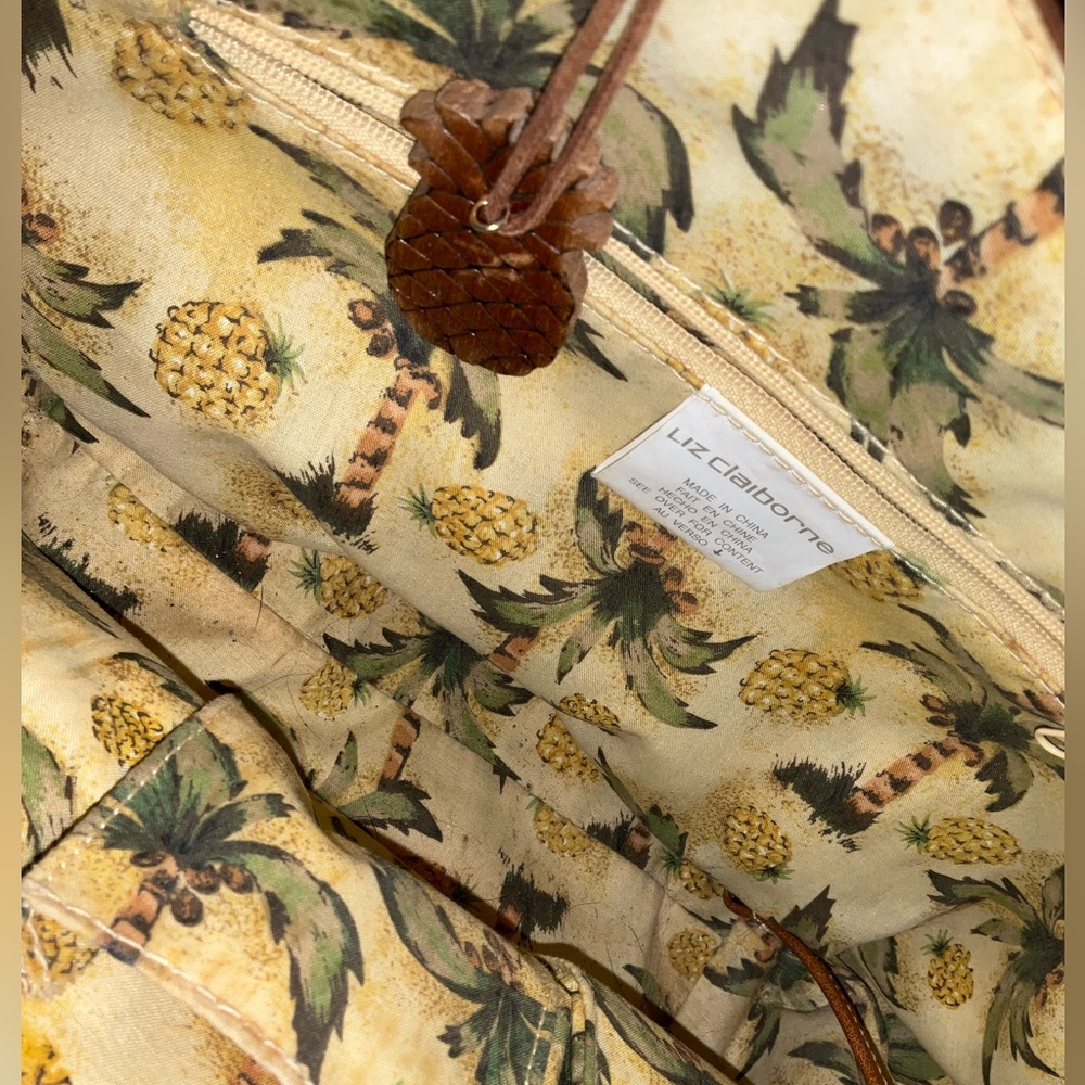 Liz Claiborne Tropical Palm Tree Clutch Bag - Picture 3 of 14